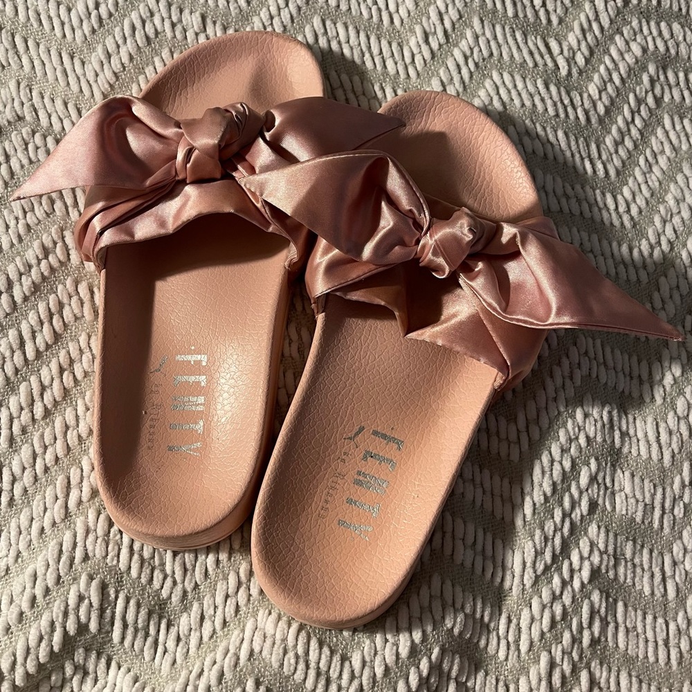 Puma Fenty Rihanna Bow Tie Slides AUTHENTIC